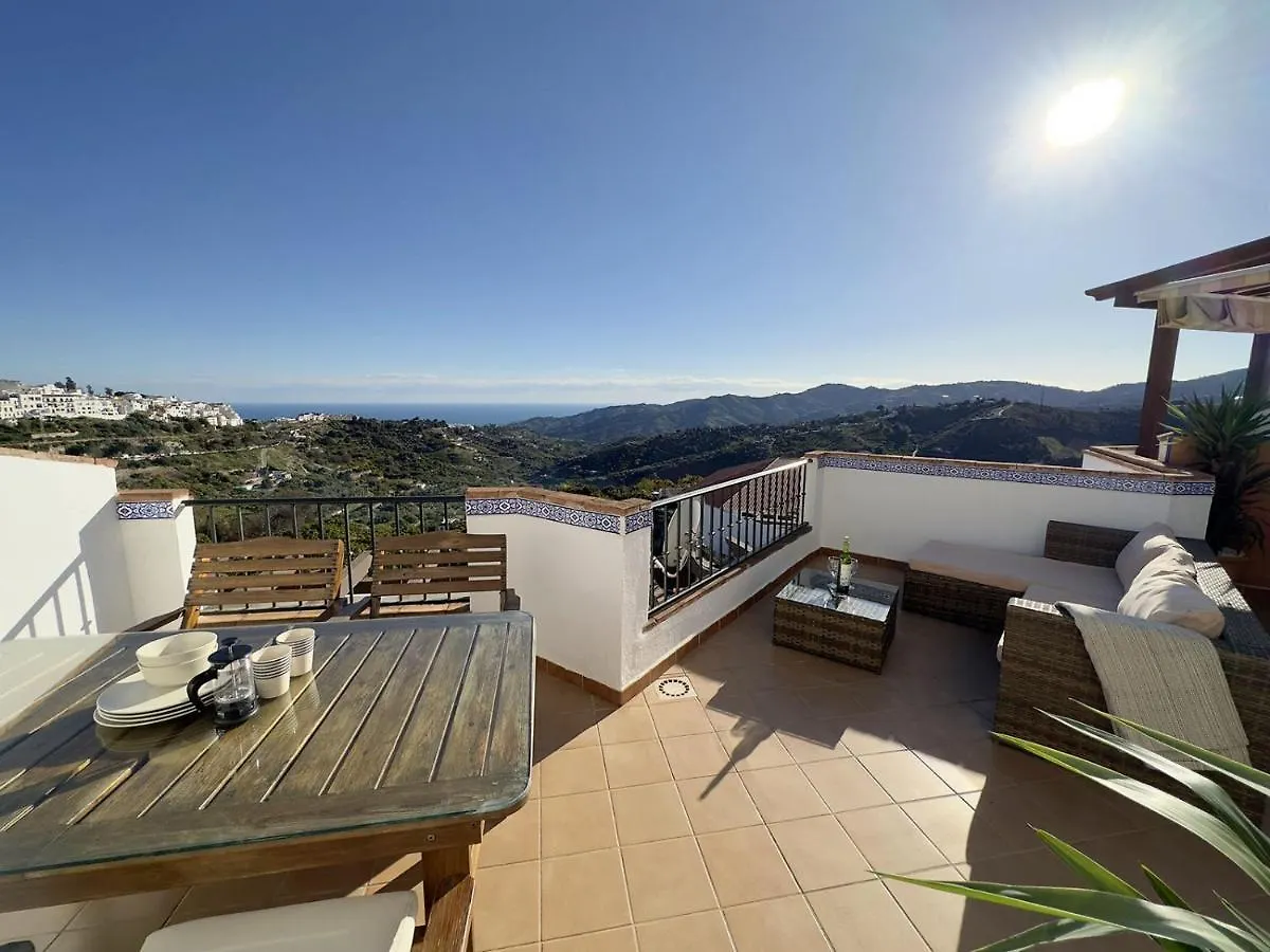 Apartamento Las Yucas, Frigiliana 2 Bedroom 2 Bathroom Apartment With Large Terrace And Amazing Views Hansonholiday Rentals Spanje